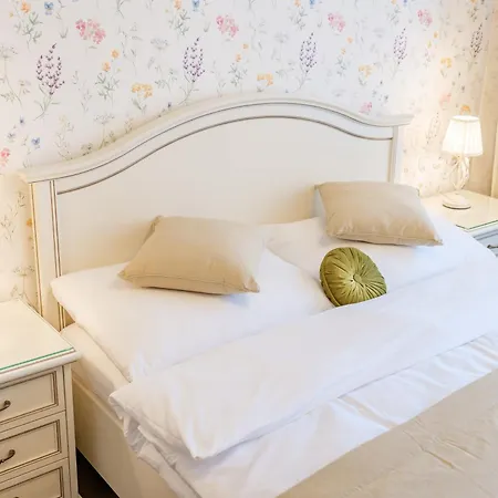 Pension Blume - Adults Only 3*