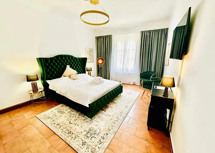 Blume - Adults Only 3*