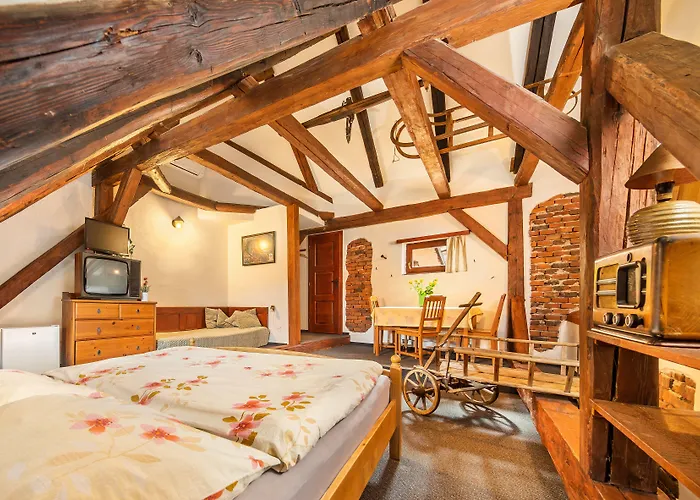 Blume - Adults Only 체스키크룸로프