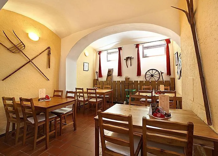 Blume - Adults Only 3* 체스키크룸로프