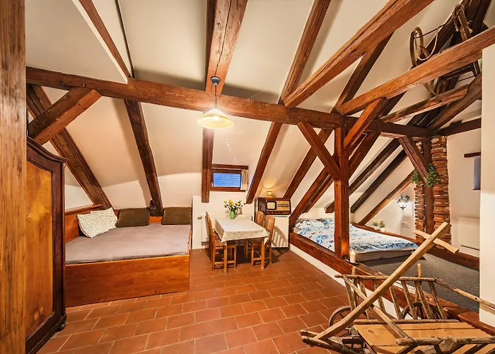 Blume - Adults Only 게스트하우스 체스키크룸로프