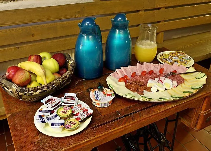 Blume - Adults Only 체스키크룸로프